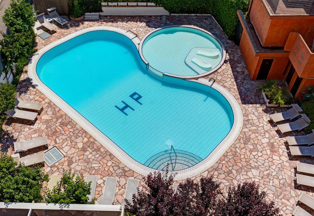 Hotel Piccadilly Lido di Jesolo Dış mekan fotoğraf